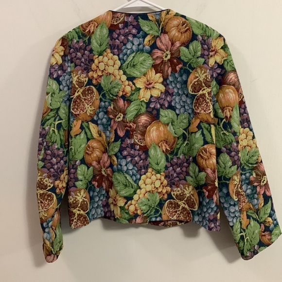 Doncaster Tapestry type blazer / jacket - size 12, **see measurements - Picture 6 of 9